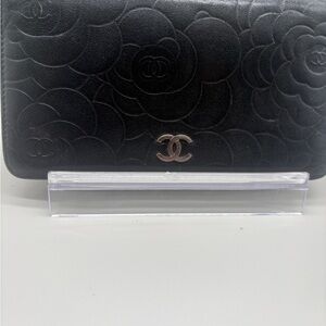 Chanel Camellia Embossed Leather Long Wallet Black CC Logo